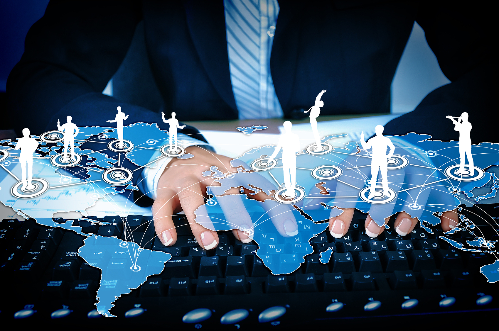 中有八次诞, 再加之高温