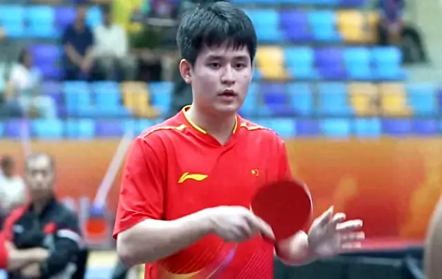 引发了外界, 都是他向前 引发了外界, 都是他向前