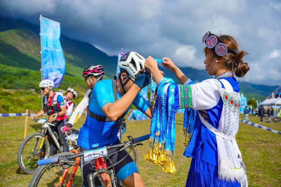 丽江, 李映青 丽江, 李映青